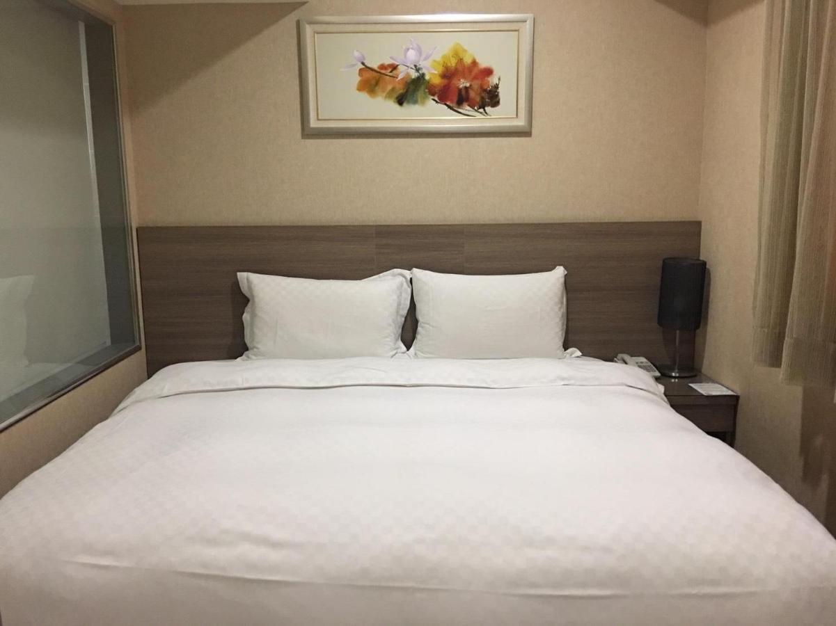 The Metro Hotel Ταϊχούνγκ Εξωτερικό φωτογραφία